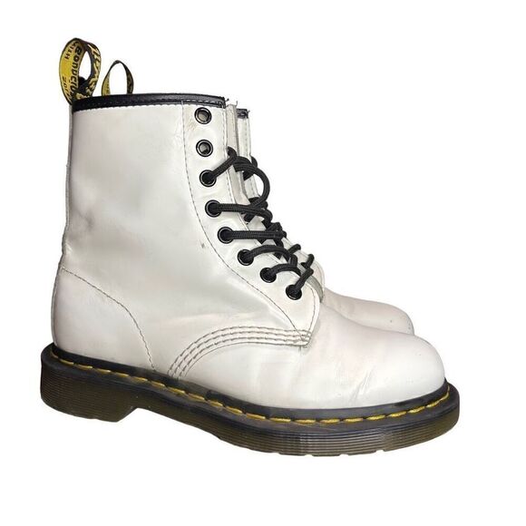 Dr. Martens Shoes - Doc Martens Women’s White Leather Combat Boots Lace Up Air Wair Size 5